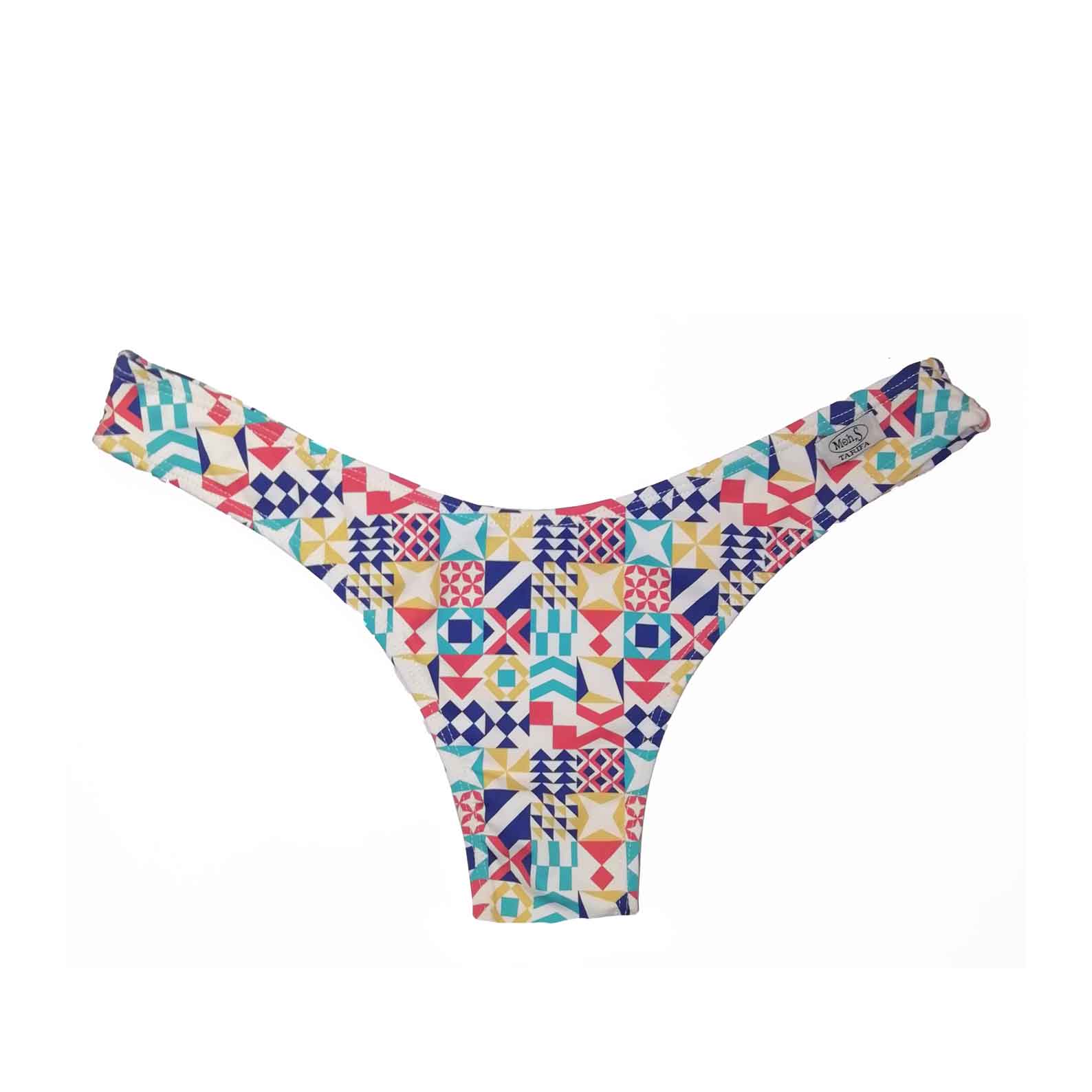 Braga de bikini tipo brasil con corte en V y estampado geométrico multicolor, hecha a mano en Tarifa.