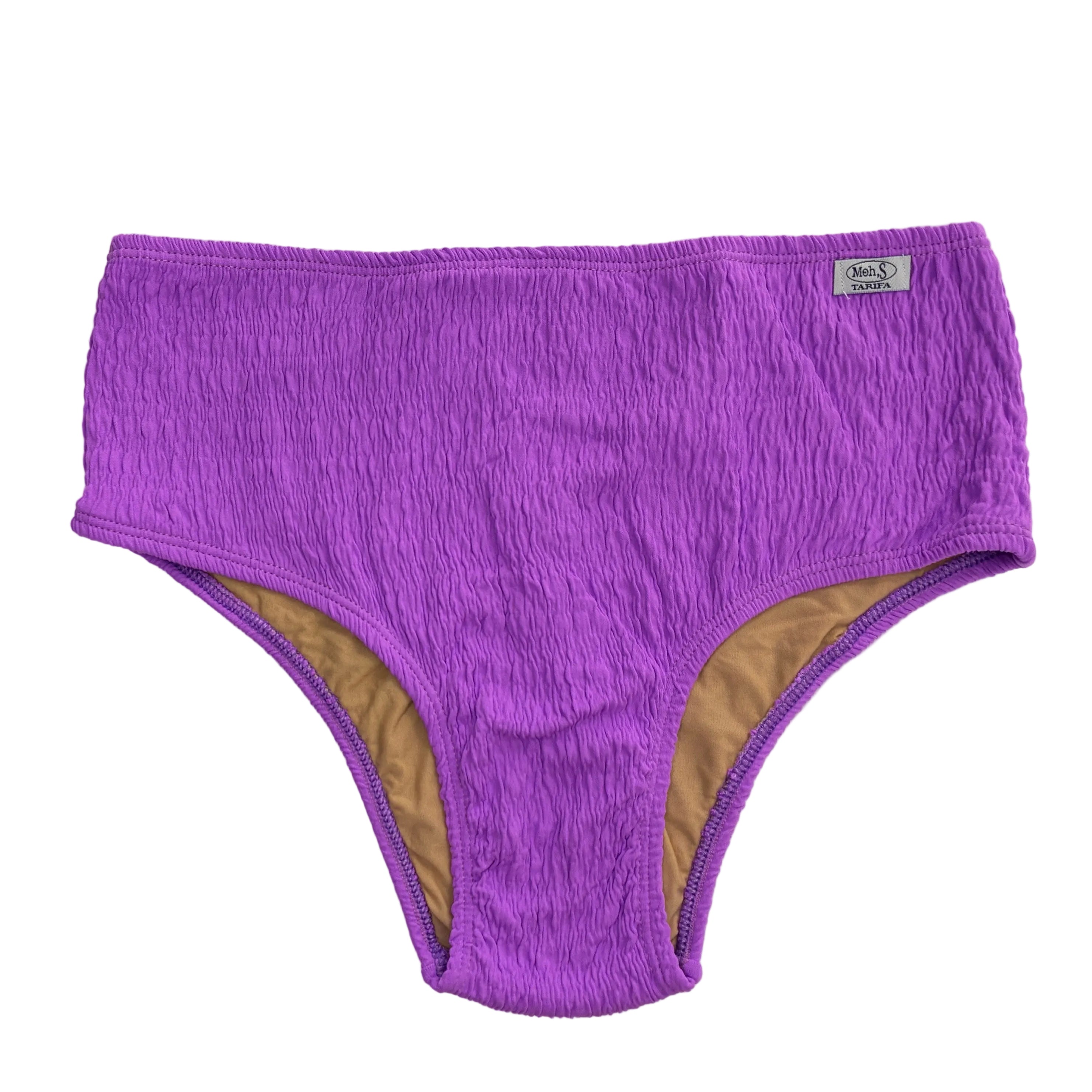 Braga de bikini completa de mujer fabricada artesanalmente en Tarifa en lycra texturada voleta intenso