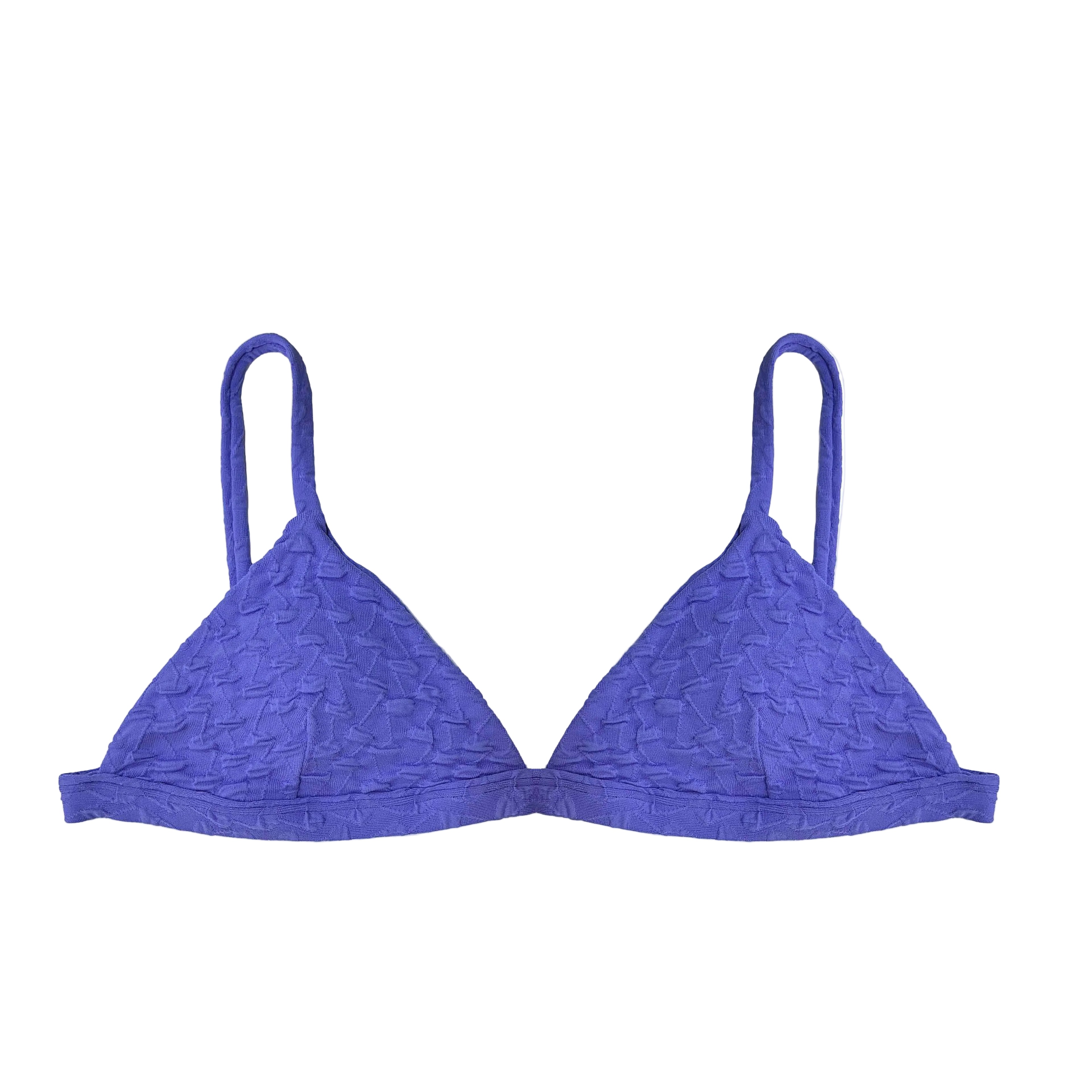 Top de bikini artesanal en color púrpura con tejido texturizado y tirantes regulables, hecho en Tarifa.